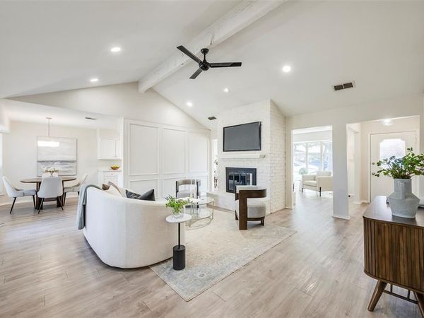 2824 Amber Drive S, Fort Worth, TX 76133