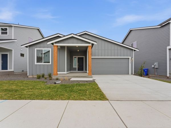 16518 E 31st Ln, Spokane Valley, WA 99037