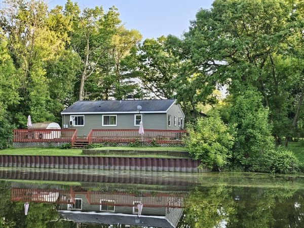 170 Hilldale Lane, Port Barrington, IL 60010