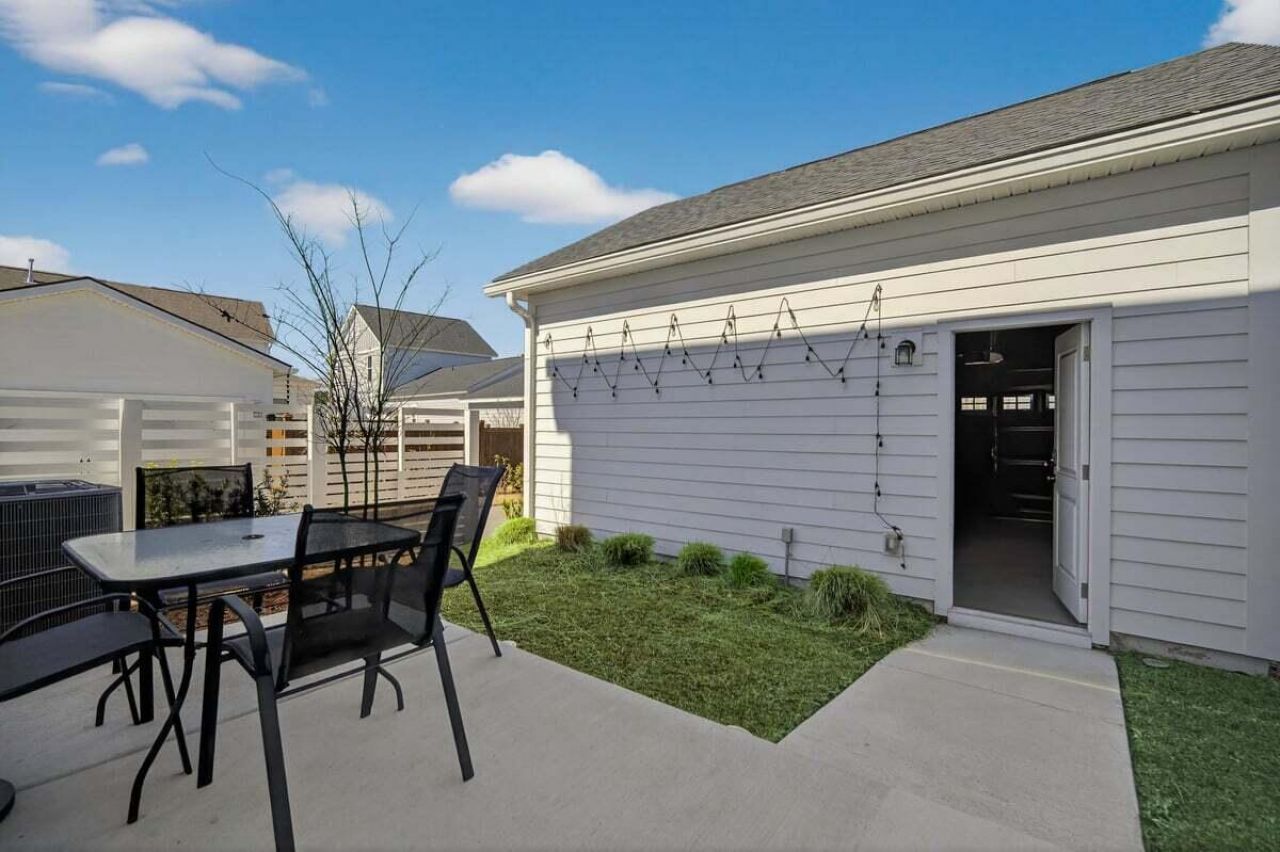 600 Southview Lane Photo 32