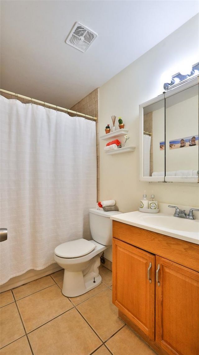 411 N Halifax Avenue, Unit 300, Daytona Beach, FL 32118 Photo