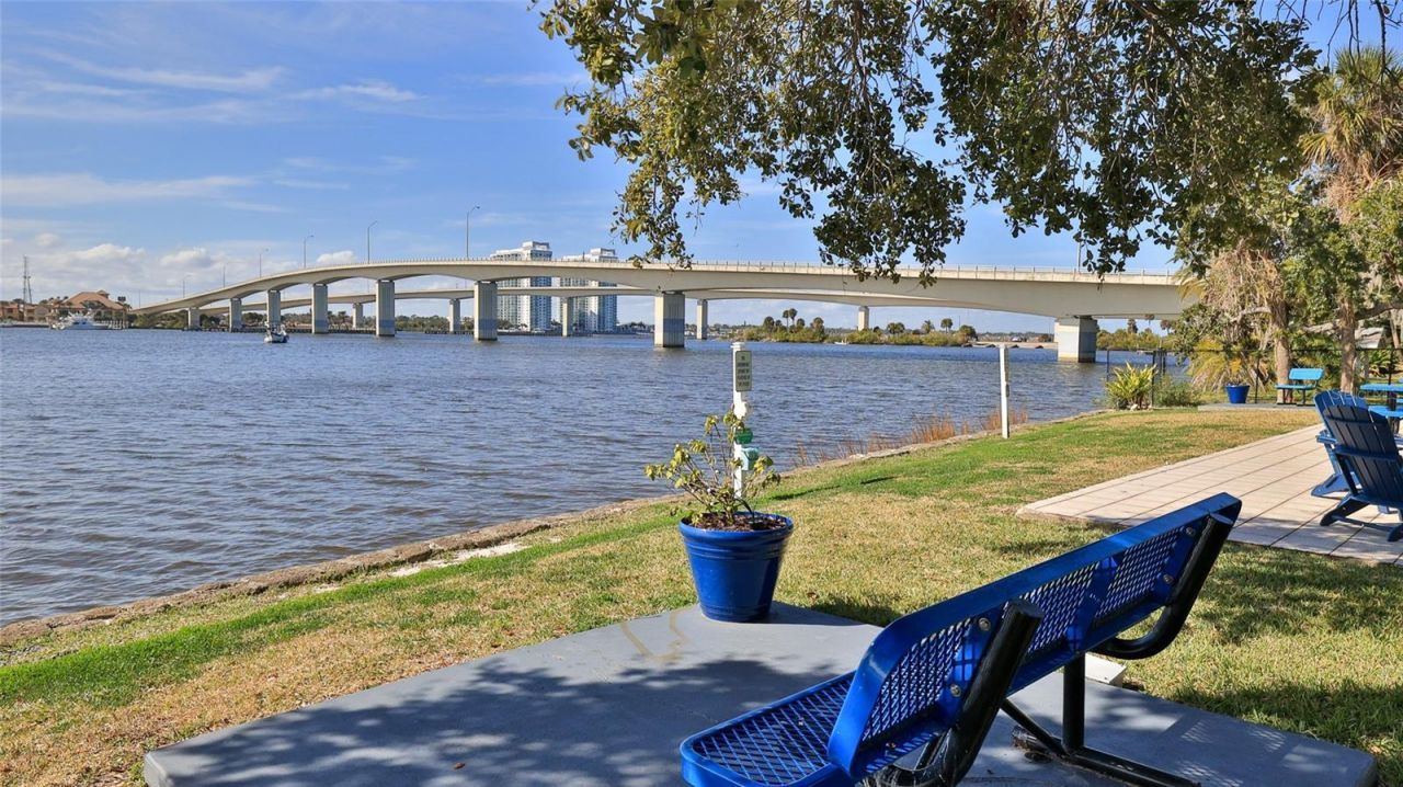 411 N Halifax Avenue, Unit 300, Daytona Beach, FL 32118 Photo