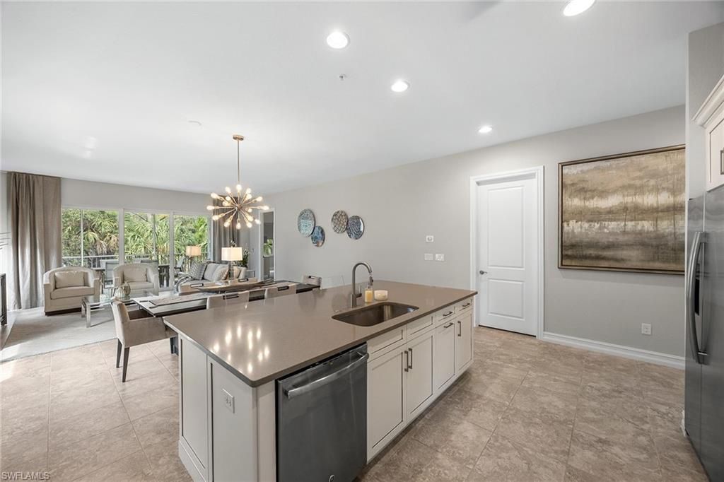 7825 Hawthorne Dr, Unit 2103, Naples, FL 34113 Photo