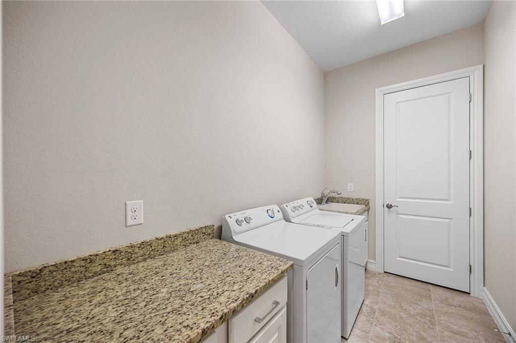 7825 Hawthorne Dr, Unit 2103, Naples, FL 34113 Photo
