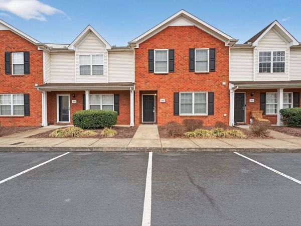 1026 Wolves Den Pl , Murfreesboro, TN 37128