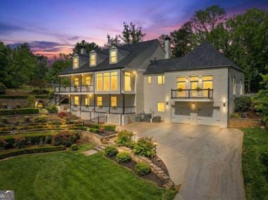 6396 Loch Arbor Drive, Flowery Branch, GA 30542