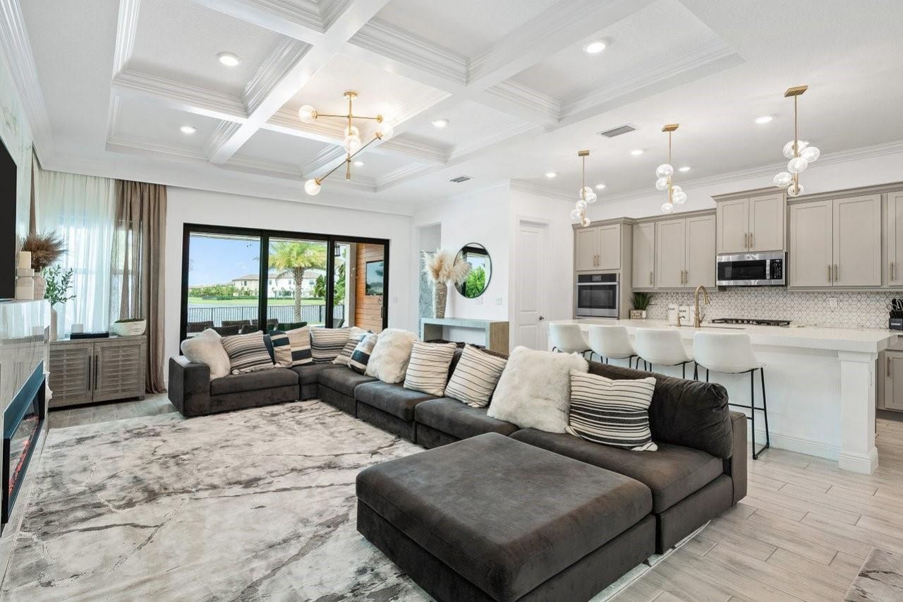 8605 E Baypoint Circle, Parkland, FL 33076 Photo