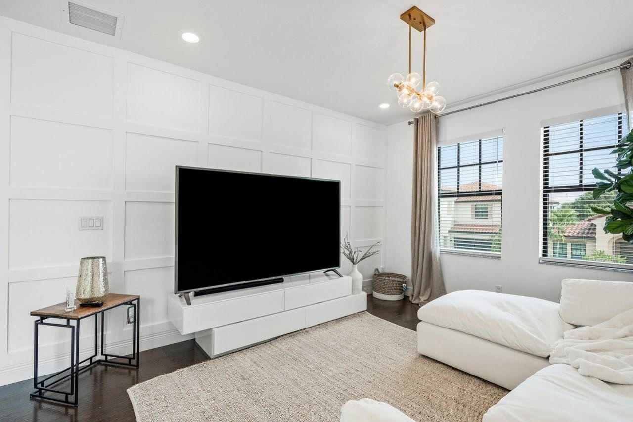 8605 E Baypoint Circle, Parkland, FL 33076 Photo