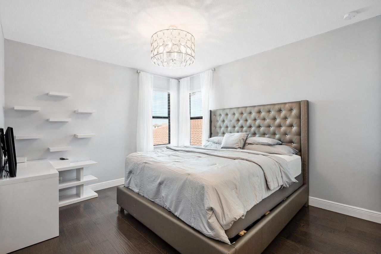 8605 E Baypoint Circle, Parkland, FL 33076 Photo