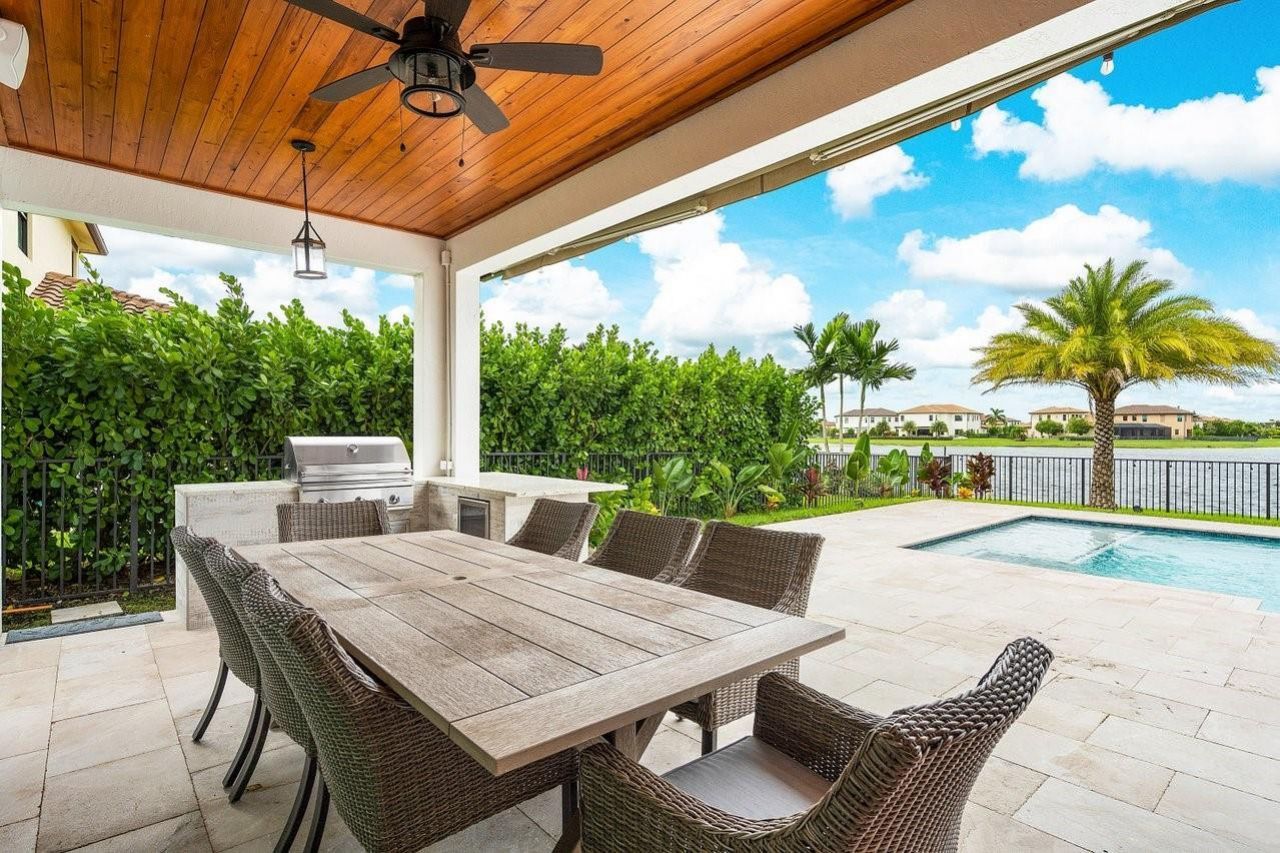 8605 E Baypoint Circle, Parkland, FL 33076 Photo