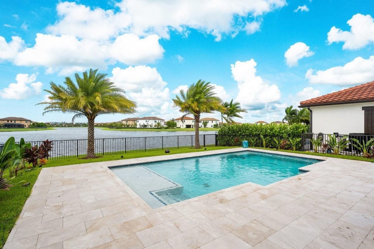 8605 E Baypoint Circle, Parkland, FL 33076 Photo