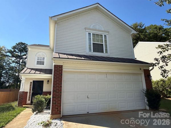 6831 Sunman Road, Charlotte, NC 28216