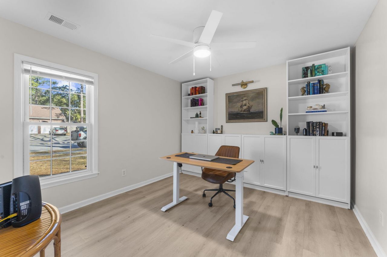 118 Bramwell Drive Photo 25