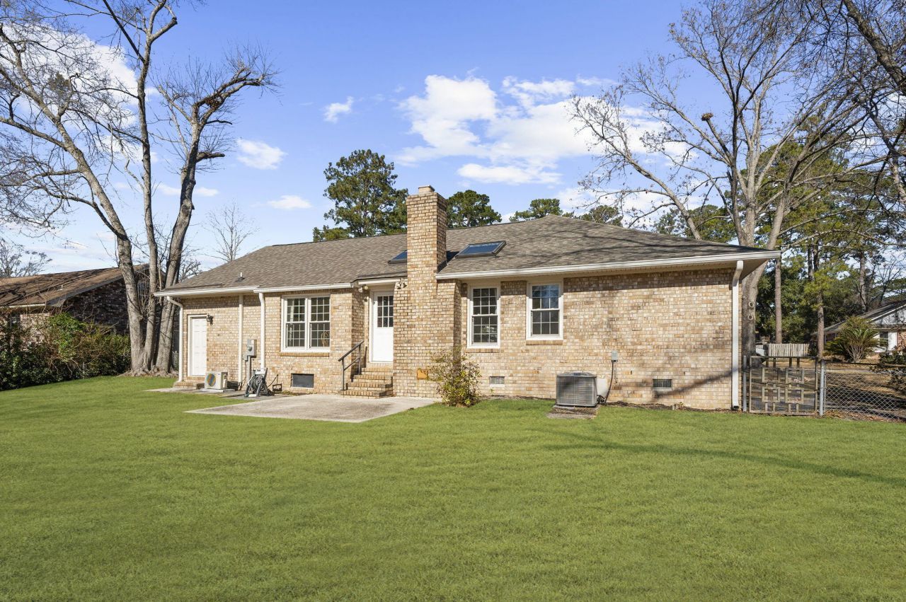 118 Bramwell Drive Photo 42