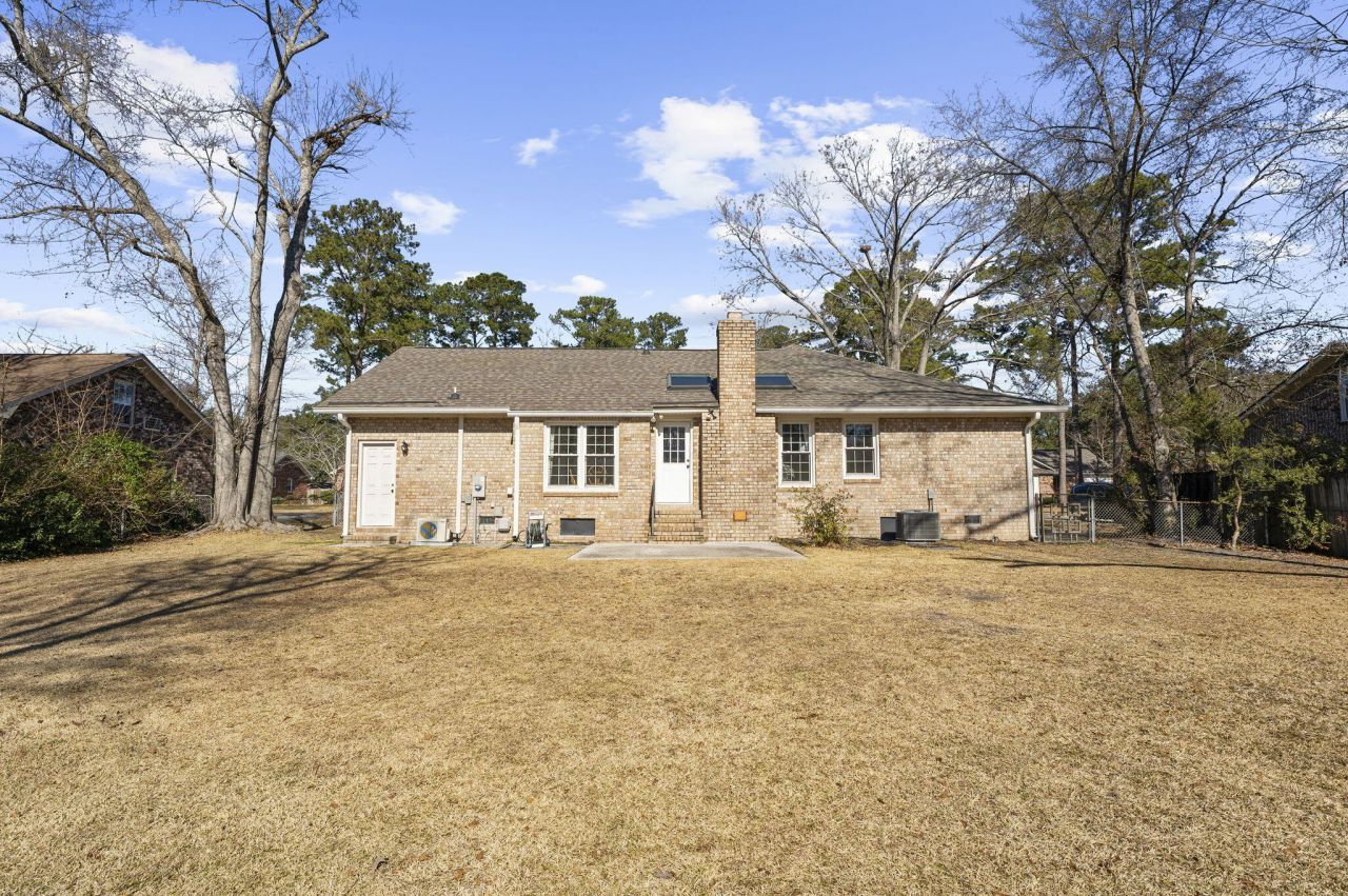 118 Bramwell Drive Photo 43