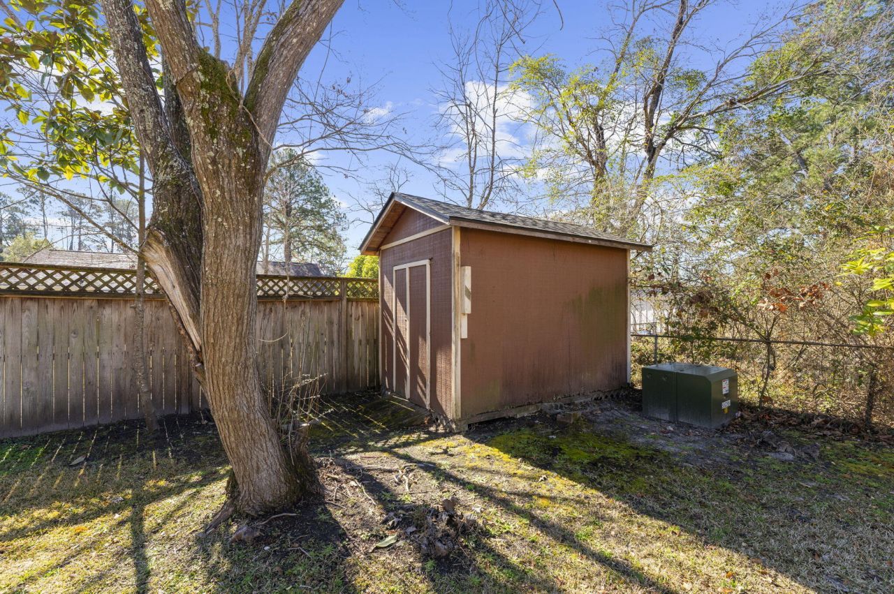 118 Bramwell Drive Photo 44