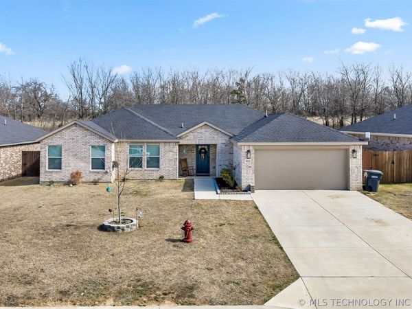 922 Indian Plains, Ardmore, OK 73401