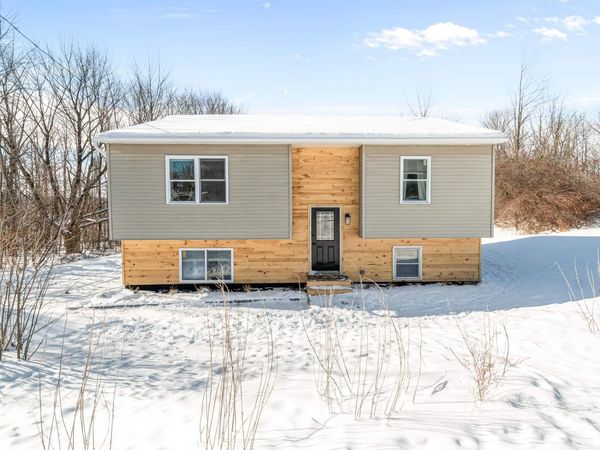 5023 Ethan Allen Highway, Georgia, VT 05478