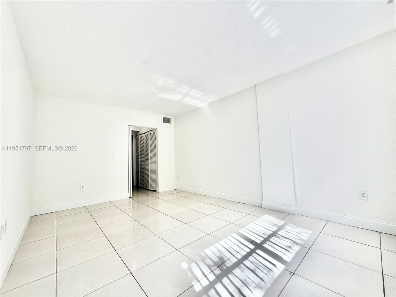 1475 NE 125th Ter , Unit 301A, North Miami, FL 33161 Photo