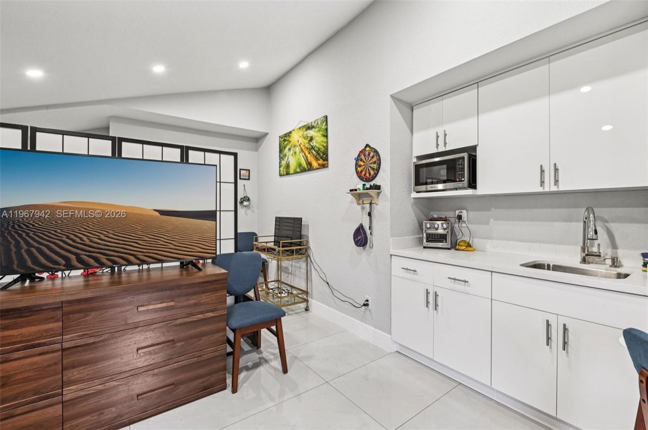 12237 SW 193rd St , Miami, FL 33177 Photo