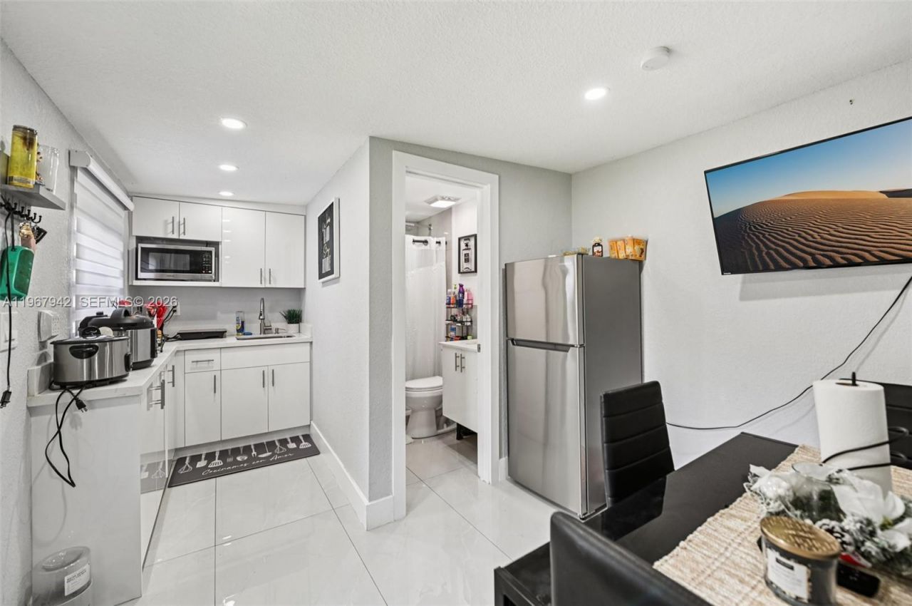 12237 SW 193rd St , Miami, FL 33177 Photo