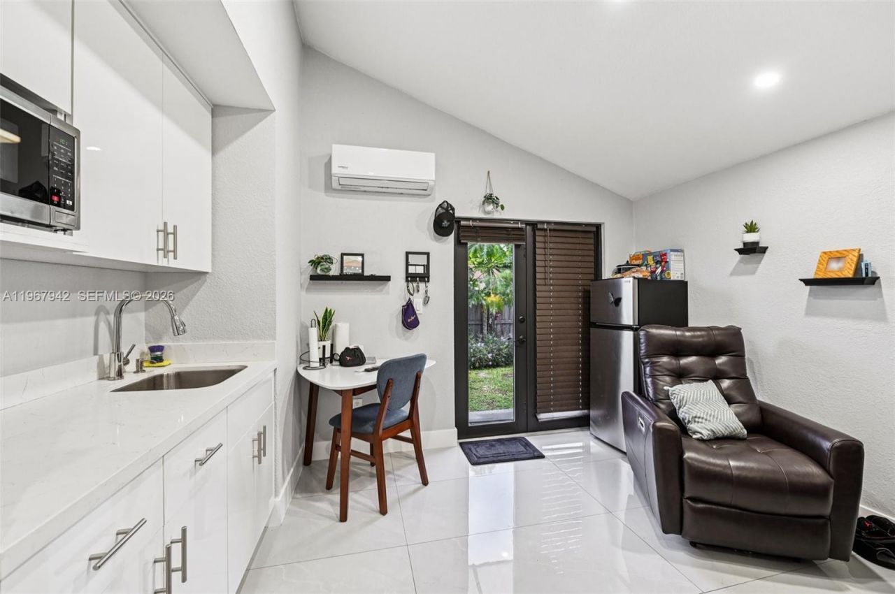 12237 SW 193rd St , Miami, FL 33177 Photo