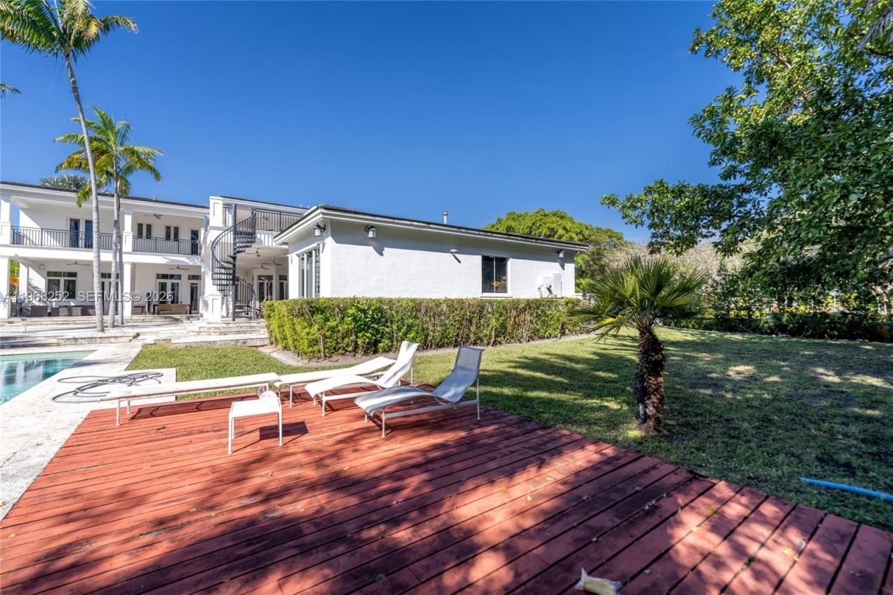 12755 SW 57th Ave , Coral Gables, FL 33156 Photo