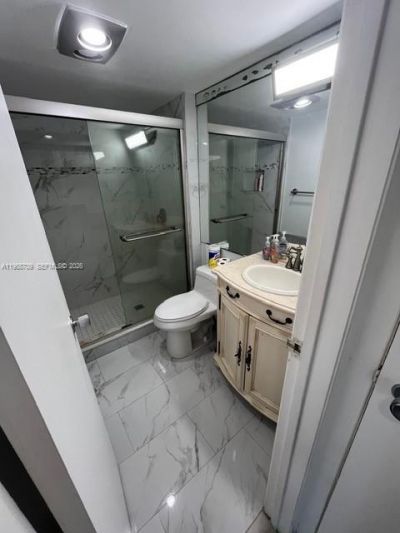 3475 N Country Club Dr, Unit 405, Aventura, FL 33180 Photo