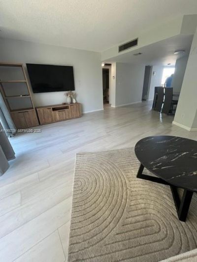 3475 N Country Club Dr, Unit 405, Aventura, FL 33180 Photo