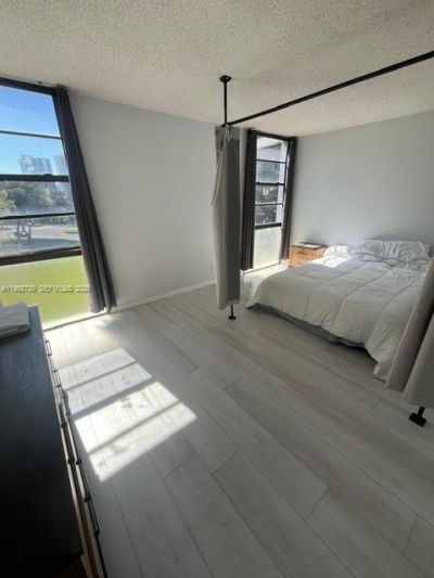 3475 N Country Club Dr, Unit 405, Aventura, FL 33180 Photo