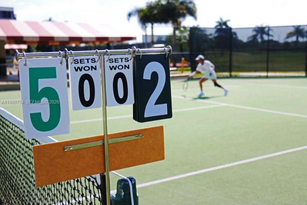 9720 S Hollybrook Lake Dr , Unit 303, Pembroke Pines, FL 33025 Photo