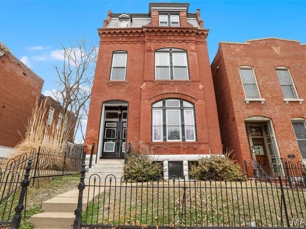 2705 Wyoming Street , St Louis, MO 63118