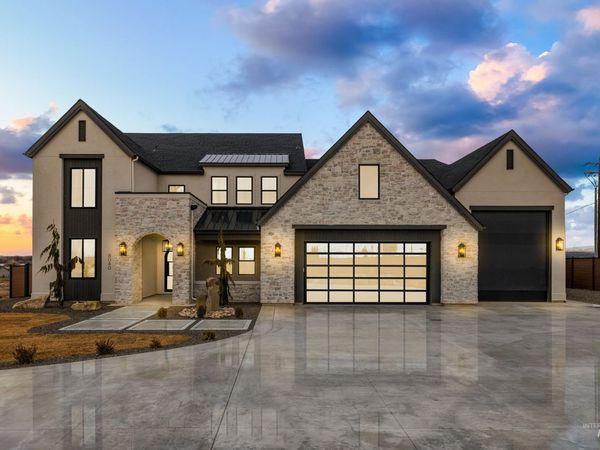 8040 W Inspirado Dr, Meridian, ID 83646