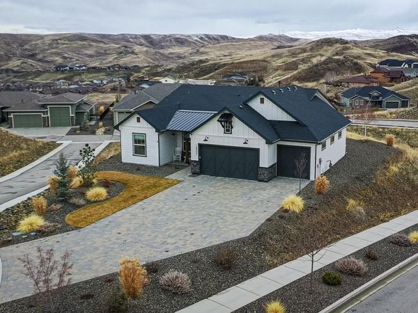 18357 N Burnt Car Way, Boise, ID 83714