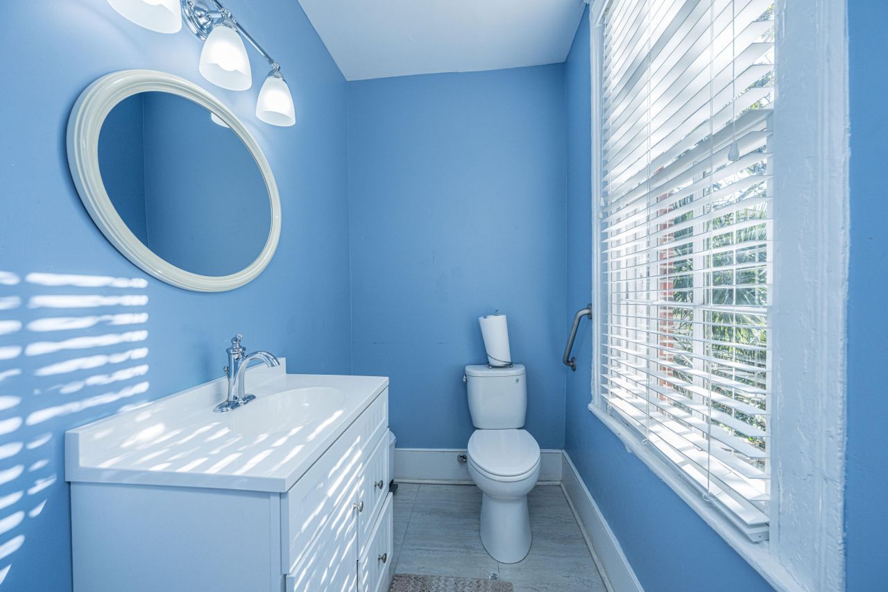 79 America Street Photo 18