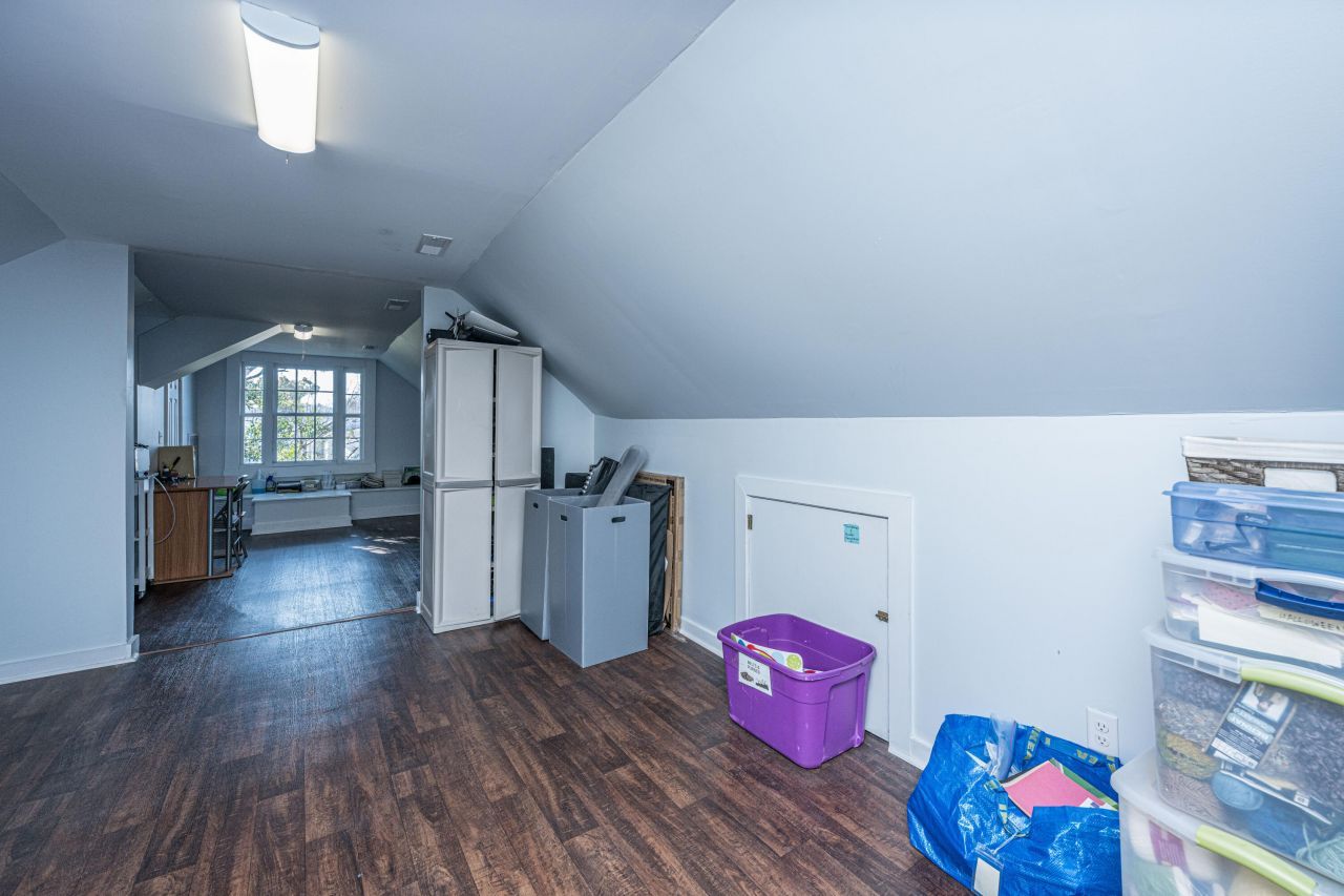 79 America Street Photo 22