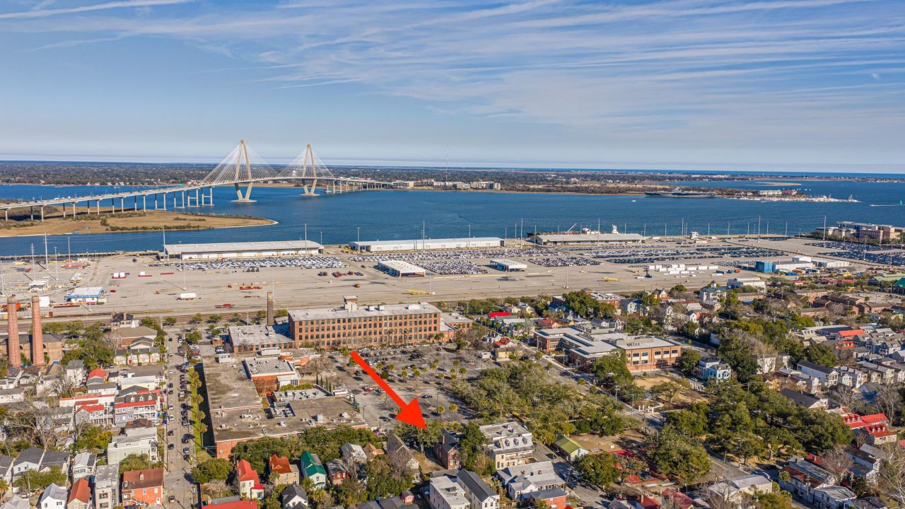 79 America Street Photo 34