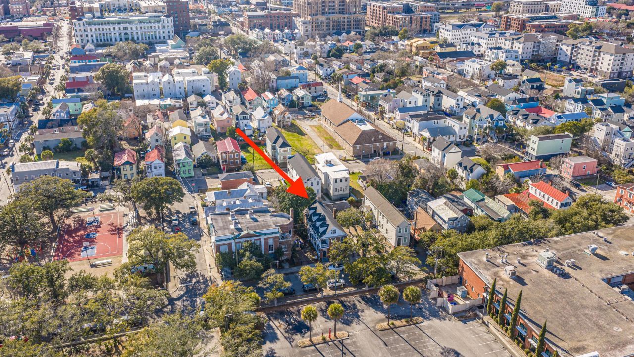 79 America Street Photo 40