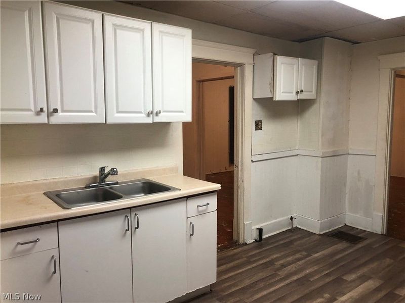 822 Highland Road NE, Canton, OH 44704 Photo 11