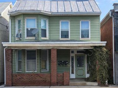 233 E KING STREET , SHIPPENSBURG, PA 17257