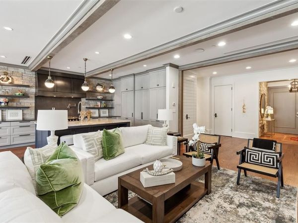 2300 Wolf Street, Unit 3D, Dallas, TX 75201