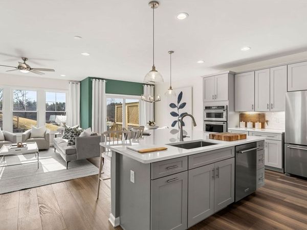 20 Emerald Run, Unit 59, Shrewsbury, MA 01545