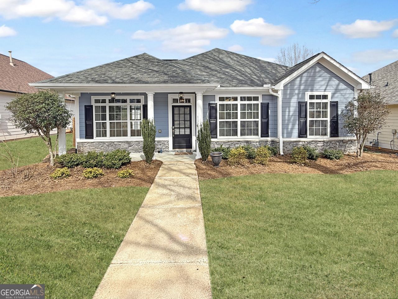 7 Medallion Park, Newnan, GA 30265 Main Photo