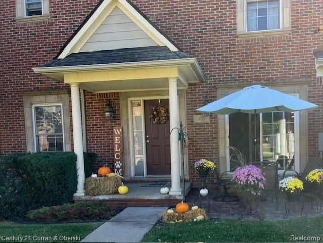 1632 Peninsula Court, Canton, MI 48187 Main Photo