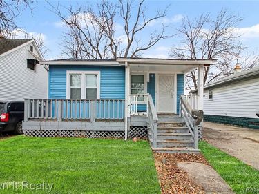 6065 Plainview Avenue, Detroit, MI 48228