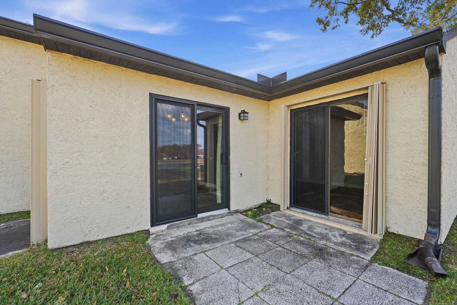 2287 SE Barrington Street, Port Saint Lucie, FL 34952 Photo