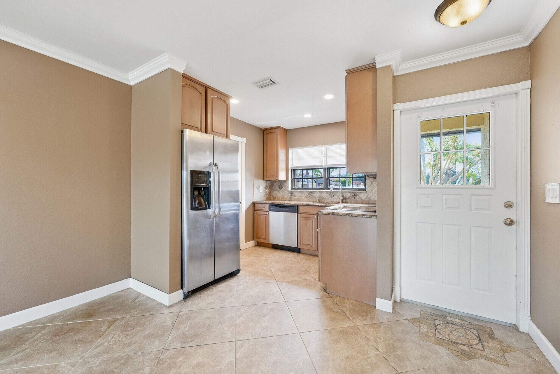 2287 SE Barrington Street, Port Saint Lucie, FL 34952 Photo