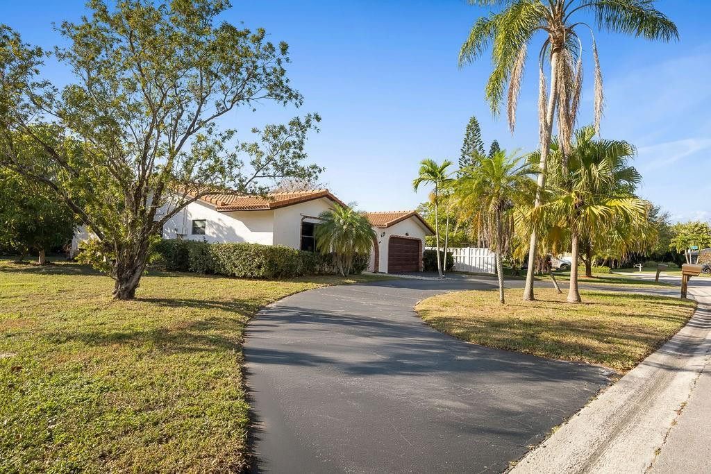 1060 NW 82nd Avenue, Coral Springs, FL 33071 Photo