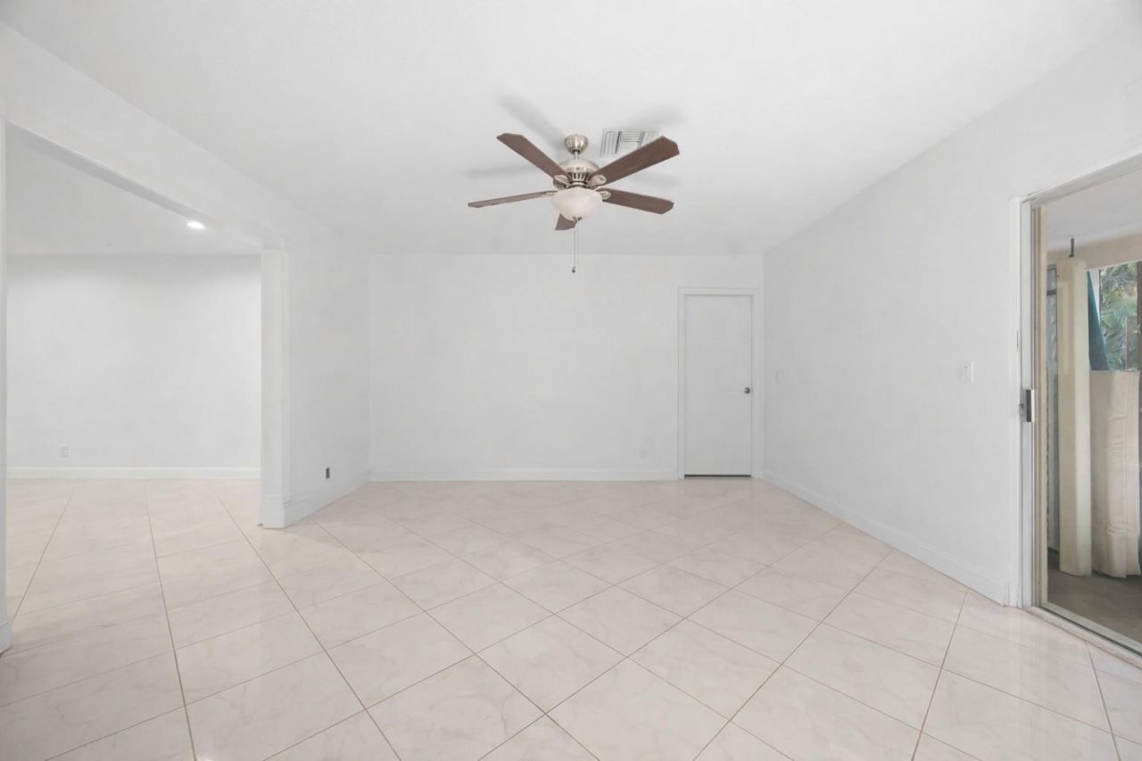 1060 NW 82nd Avenue, Coral Springs, FL 33071 Photo