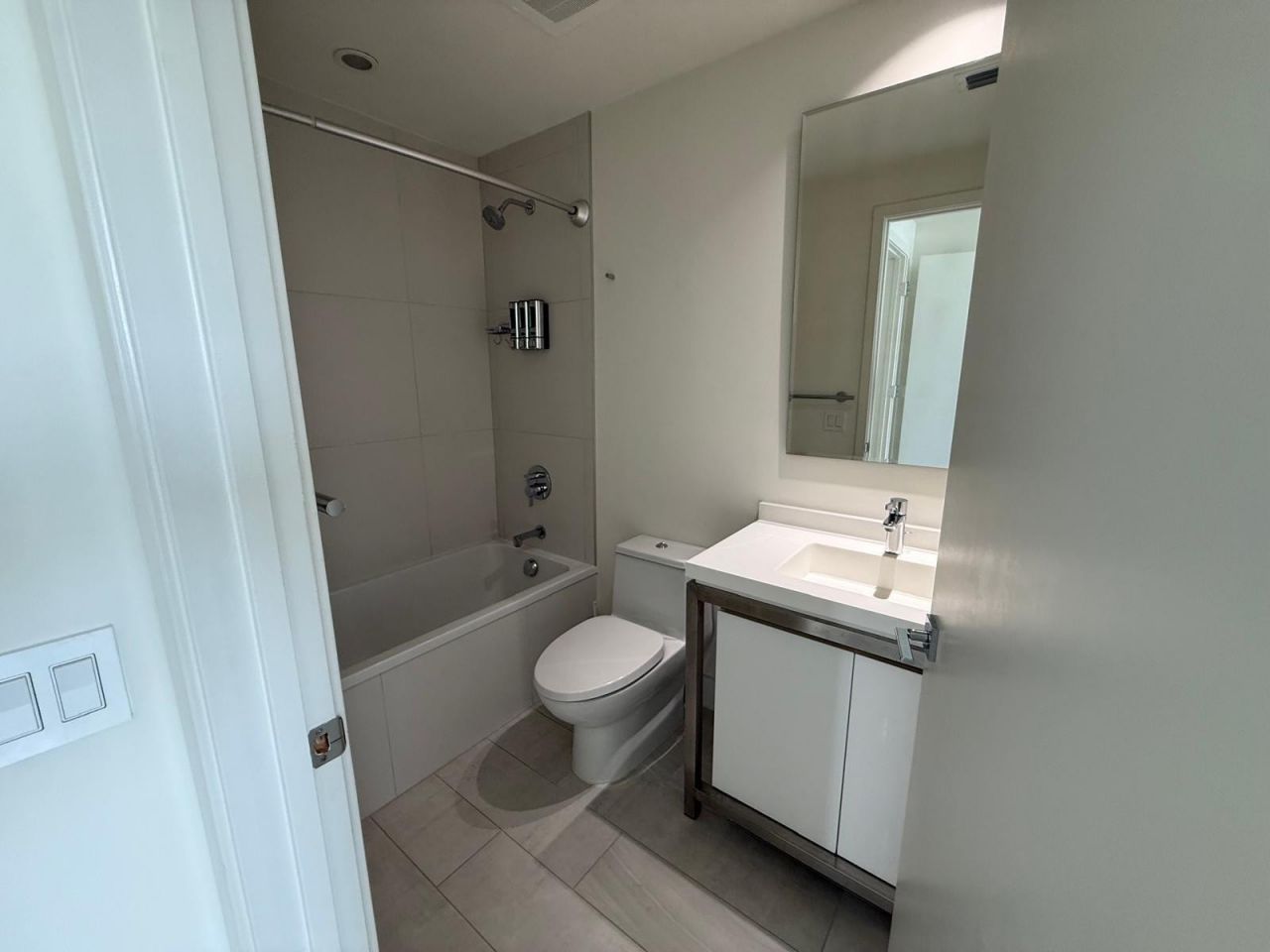 2000 Metropica Way, Unit 1109, Sunrise, FL 33323 Photo